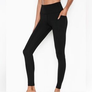 NWT- Victoria’s Secret High Rise Essential Leggings